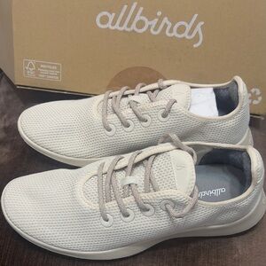 Allbirds Men's Tree Runner wheat Dark Beige color size 11